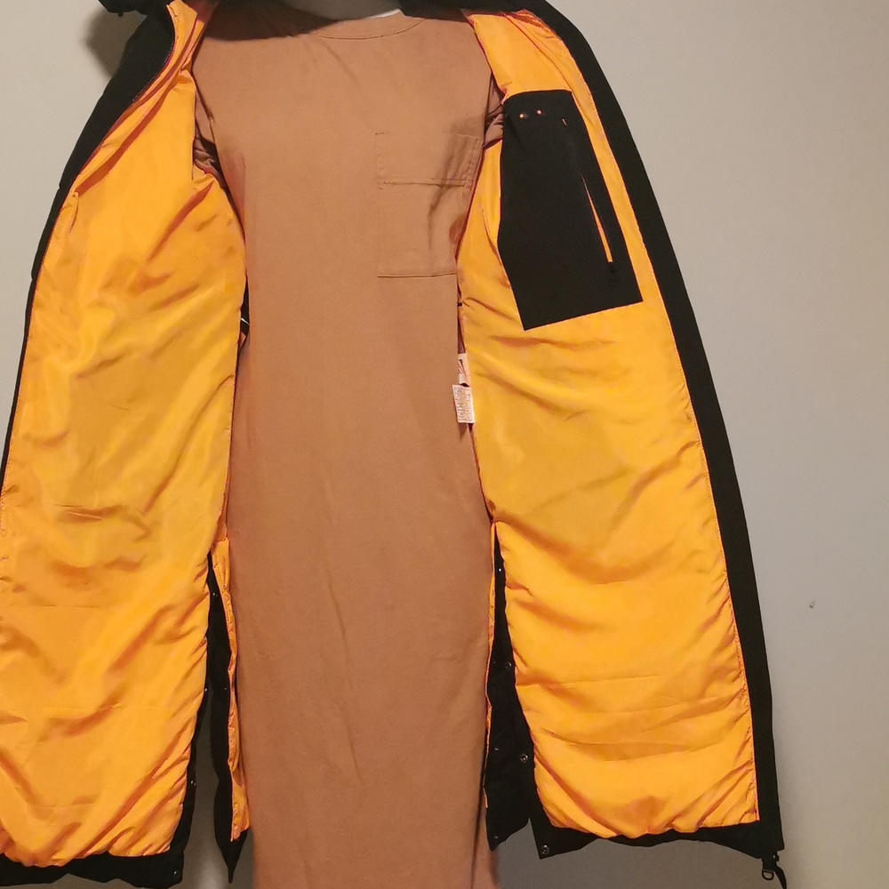 💚 Bench Winter Jacket, Size L - Picture 9 of 15